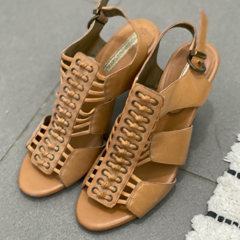 Banana Republic Brown Open Toed Heels - Size 6